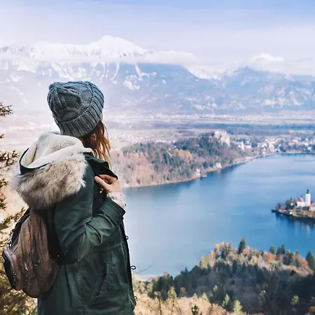 Prestigious And Stylish - Classic With Terrace